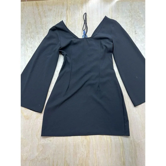 Women’s Zara Ruched Flare Sleeve Black Mini Dress Size M $49.90 - Picture 3 of 7